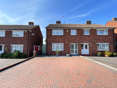 View Full Details for Dene Holm Road, Northfleet, Gravesend, Kent, DA11 8LQ
