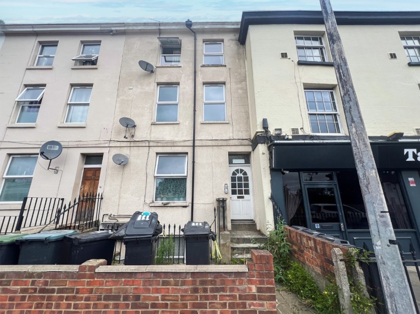 Images for 111 London Road, Northfleet, Gravesend, Kent, DA11 9LZ