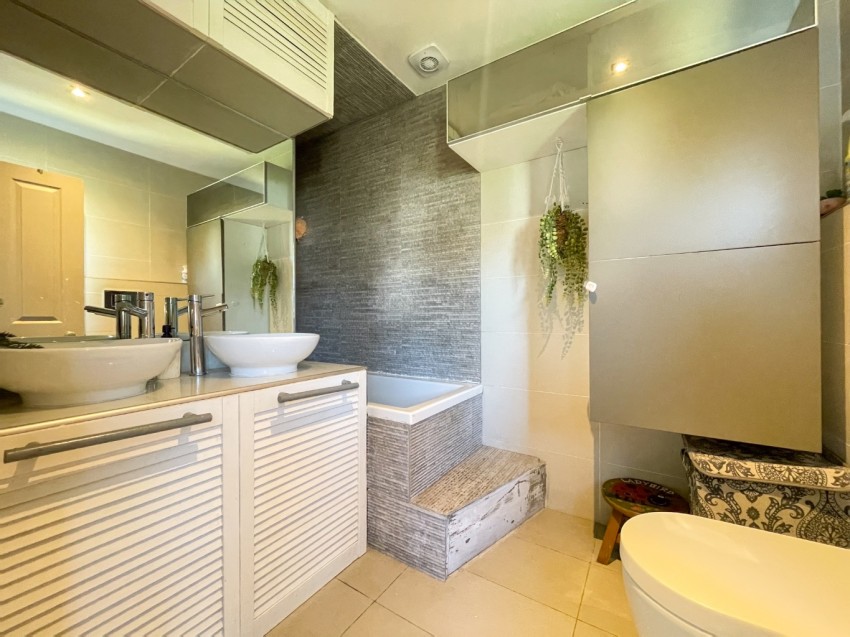 Images for Hollands Close, Shorne, Gravesend, Kent, DA12