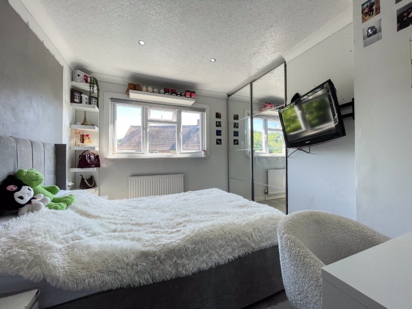 Images for Hollands Close, Shorne, Gravesend, Kent, DA12