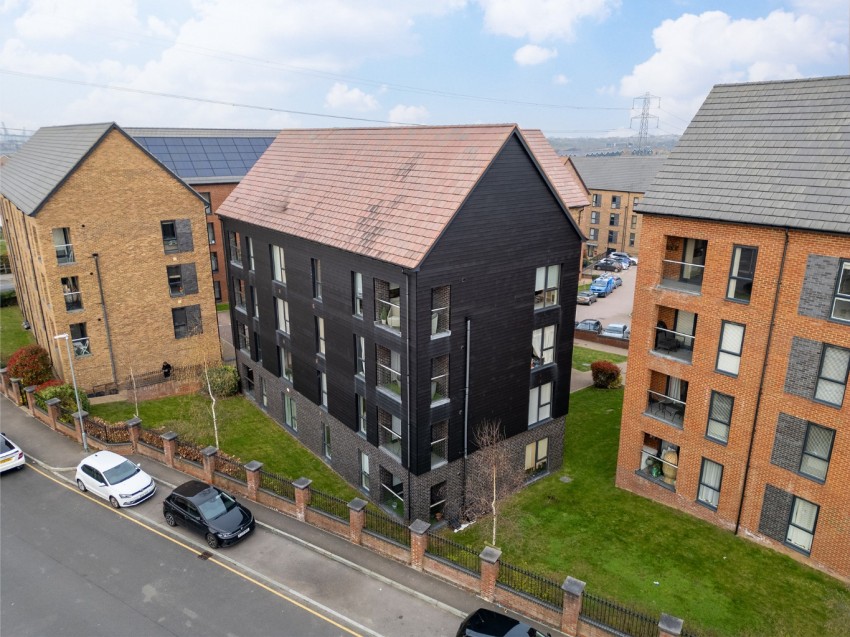 Images for Mortimer Square, Weldon, Ebbsfleet Valley, Swanscombe, Kent, DA10