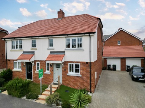 View Full Details for Broadacre View, Gravesend, Kent, DA11
