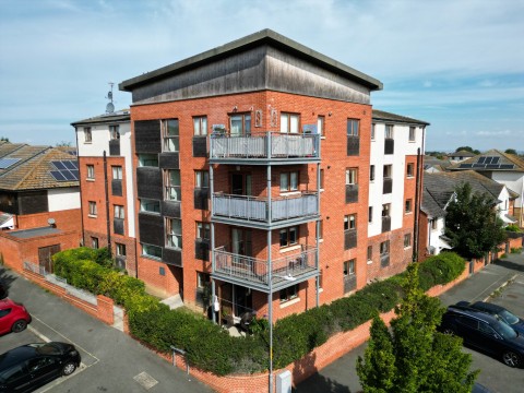 View Full Details for Hawkins Avenue, Gravesend, Kent, DA12