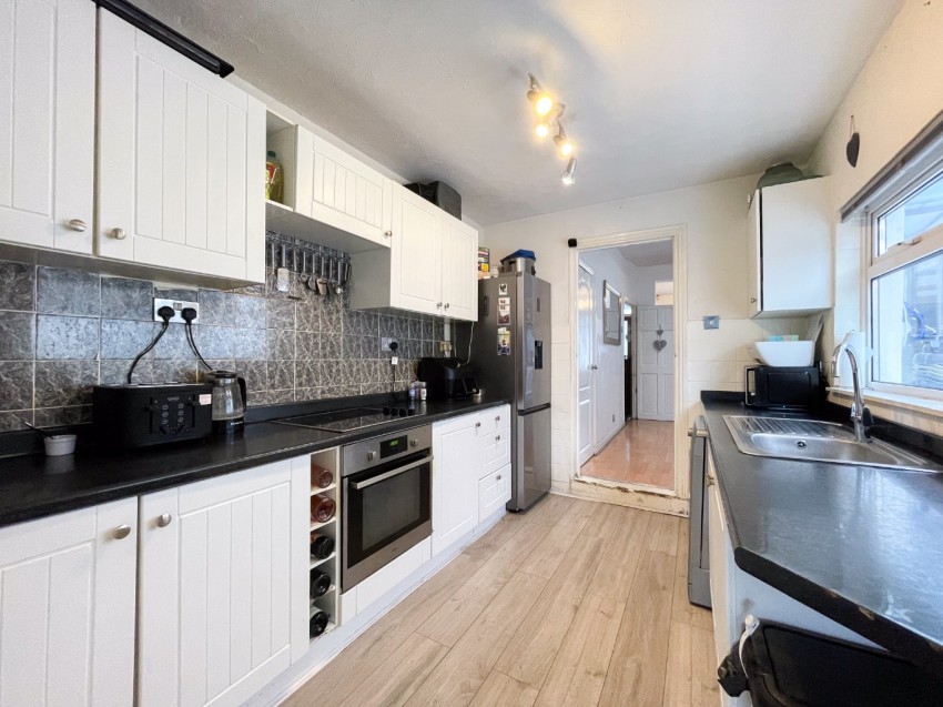 Images for Vale Road, Northfleet, Gravesend, Kent, DA11