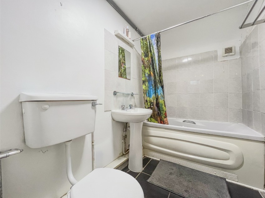 Images for Wrotham Road, Gravesend, Kent, DA11