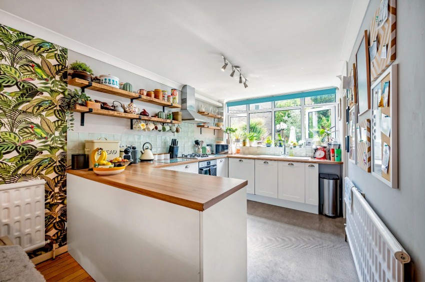 Images for Shrubbery Road, Gravesend, Kent, DA12 1JW