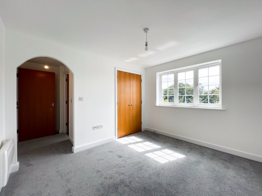 Images for Baltic Wharf, Clifton Marine Parade, Gravesend, Kent, DA11