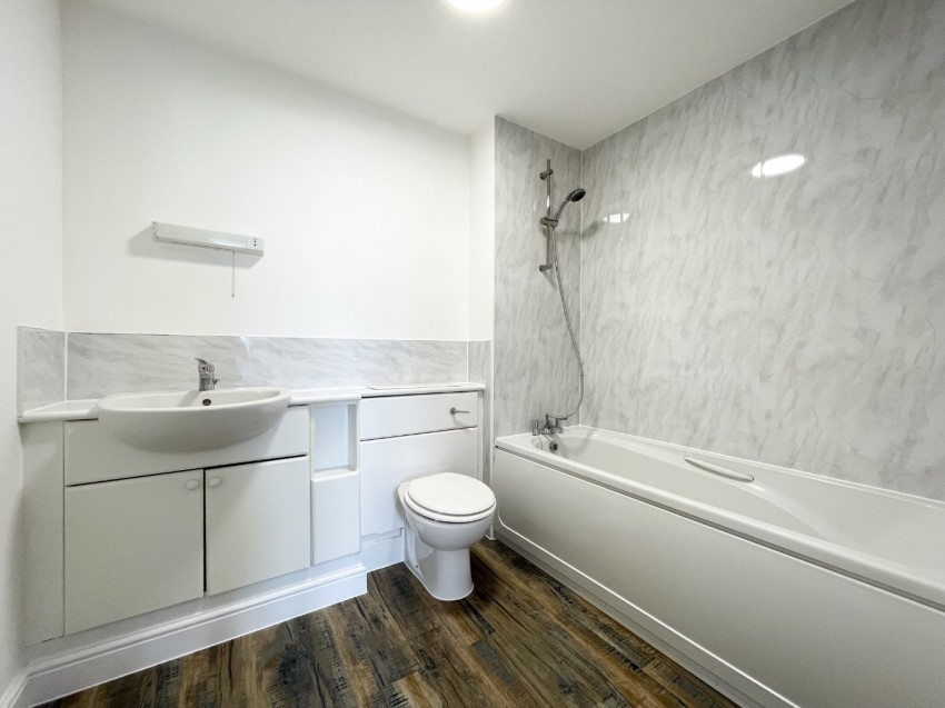 Images for Baltic Wharf, Clifton Marine Parade, Gravesend, Kent, DA11