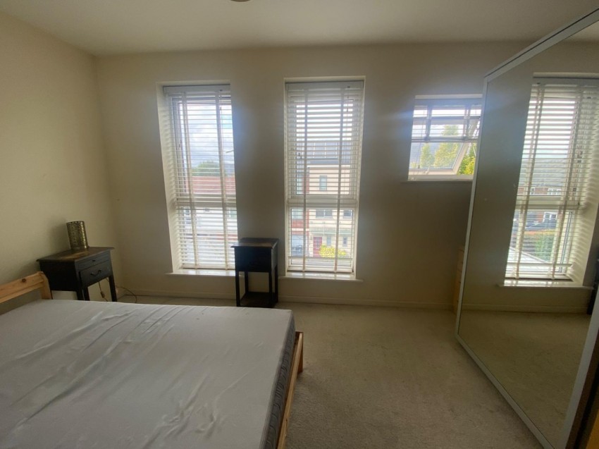Images for Springhead Parkway, Northfleet, Gravesend, Kent, DA11 8BF