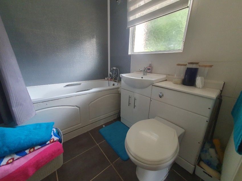 Images for The Hollies, Gravesend, Kent, DA12 5EP