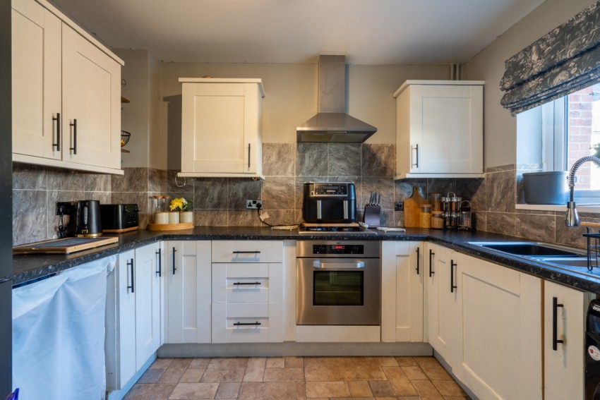 Images for Dover Road, Gravesend, DA11 9PJ