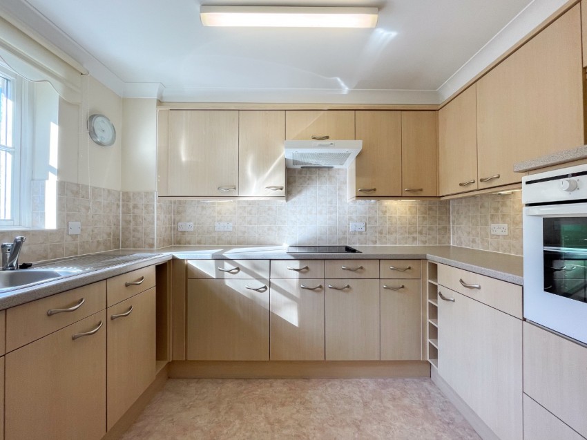 Images for Nelson Court, Glen View, Gravesend, Kent, DA12