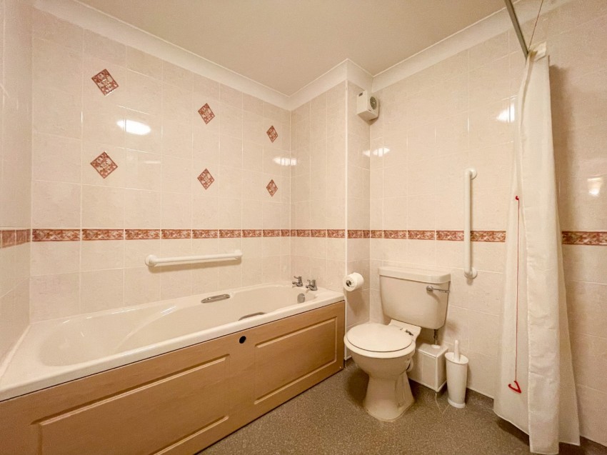 Images for Nelson Court, Glen View, Gravesend, Kent, DA12