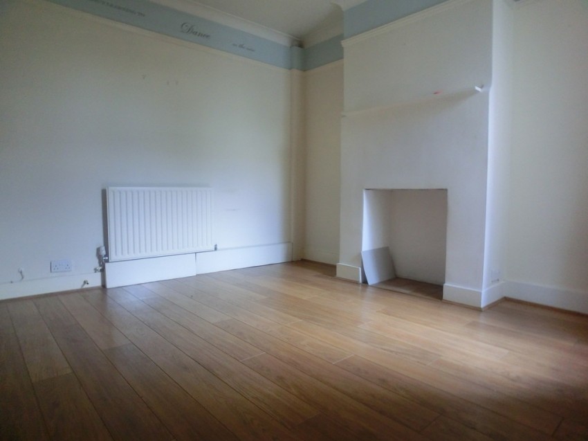 Images for Granville Road, Gravesend, Kent, DA11 0JU