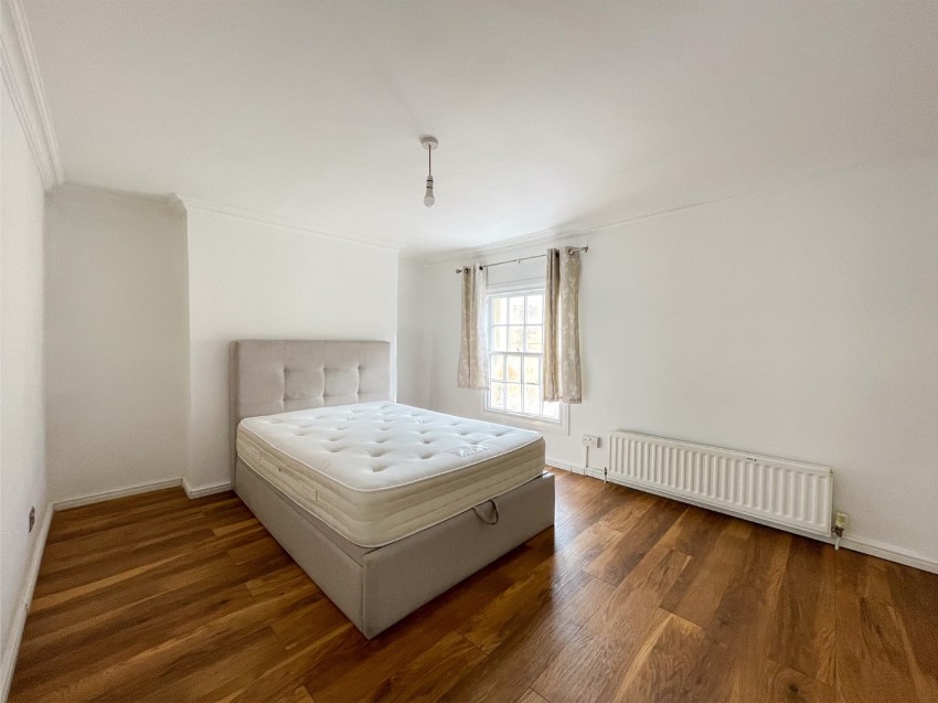 Images for East Terrace, Gravesend, Kent, DA12 2DB