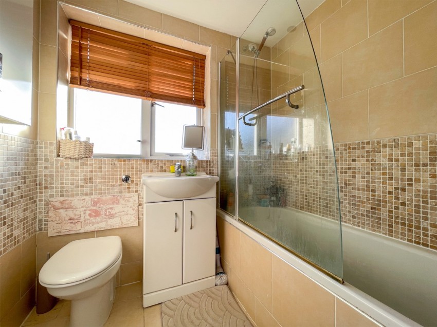 Images for Gravesend, Kent, DA12