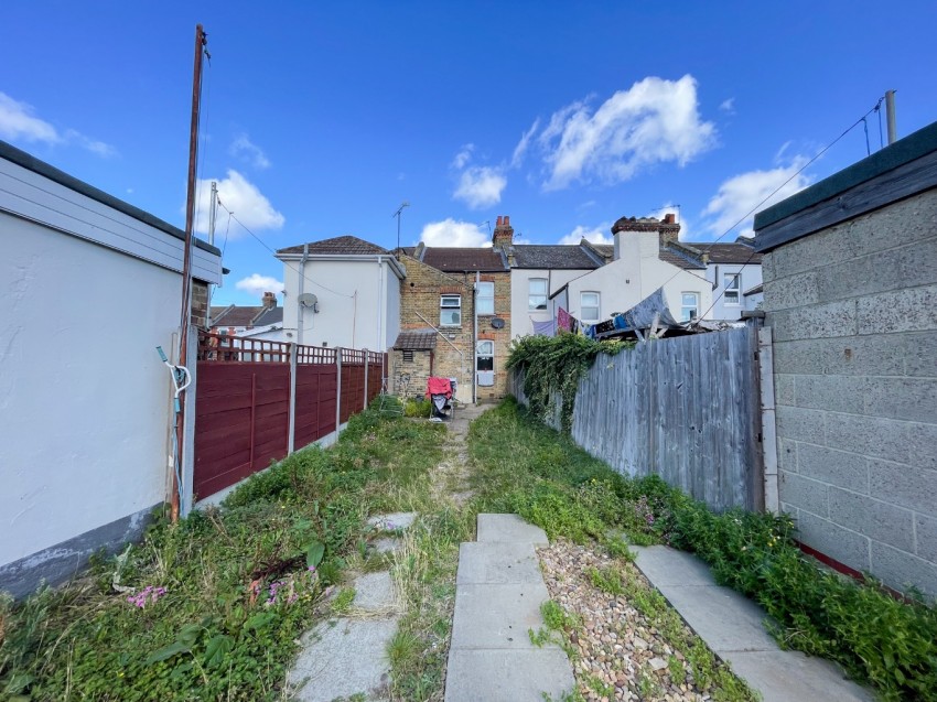 Images for Pelham Road South, Gravesend, Kent, DA11 8QN