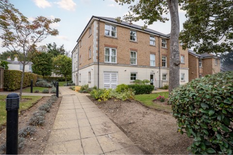 View Full Details for Nelson Court, Glen View, Gravesend, Kent, DA12
