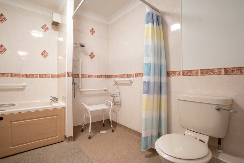 Images for Nelson Court, Glen View, Gravesend, Kent, DA12