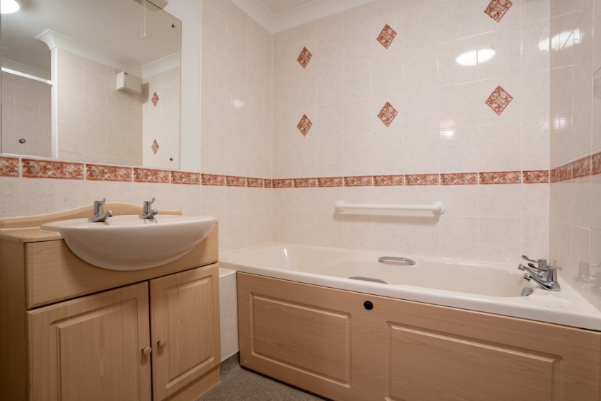 Images for Nelson Court, Glen View, Gravesend, Kent, DA12