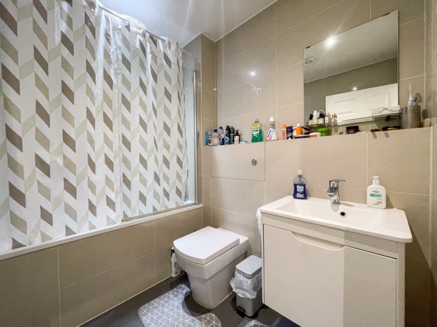 Images for Apex House, Burch Road, Northfleet, Gravesend, Kent, DA11 9FF