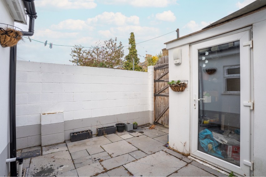 Images for Alfred Road, Gravesend, Kent, DA11 7QF