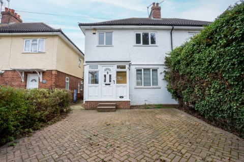 View Full Details for Snelling Avenue, Northfleet, Gravesend, Kent, DA11 7EG