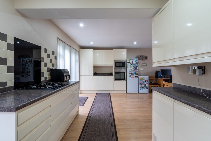 Images for Lorton Close, Gravesend, Kent, DA12 4EX