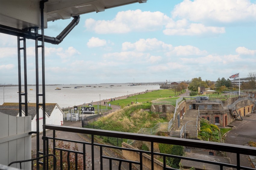 Images for Heritage Quay, Commercial Place, Gravesend, Kent, DA12 2BF