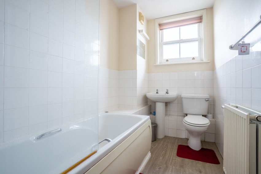 Images for Heritage Quay, Commercial Place, Gravesend, Kent, DA12 2BF