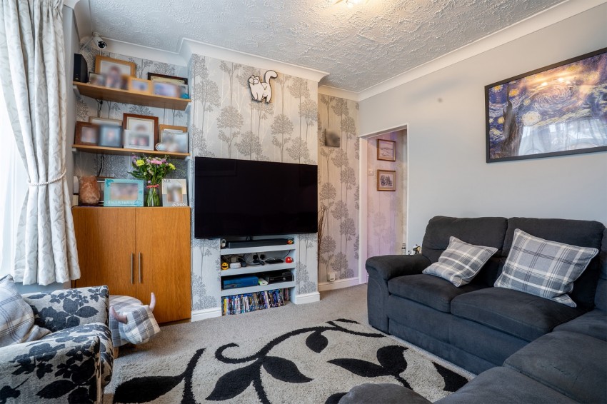 Images for Coopers Road, Gravesend, DA11 7AH