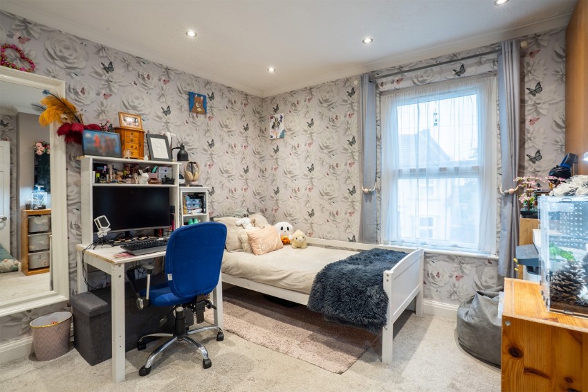 Images for Coopers Road, Gravesend, DA11 7AH