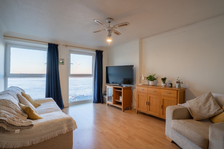 Warren Hastings Court, Pier Road, Northfleet, Gravesend, Kent, DA11 9NL