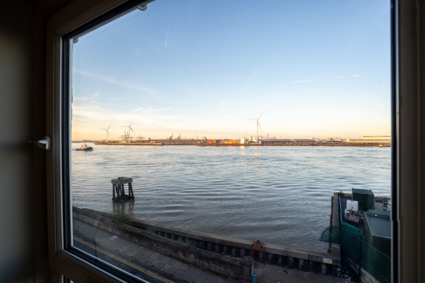 Images for Warren Hastings Court, Pier Road, Northfleet, Gravesend, Kent, DA11 9NL