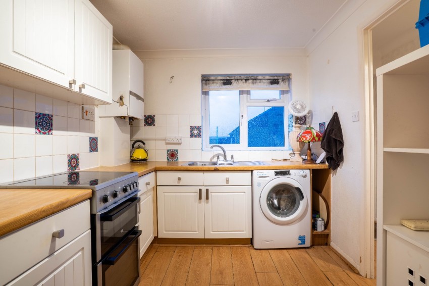 Images for Thistledown, Gravesend, Kent, DA12 5EU