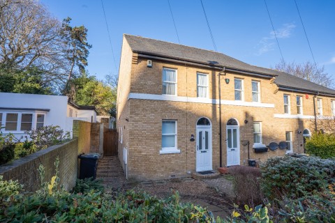 View Full Details for Millers Terrace, Shrubbery Road, Gravesend, Kent, DA12 1JW