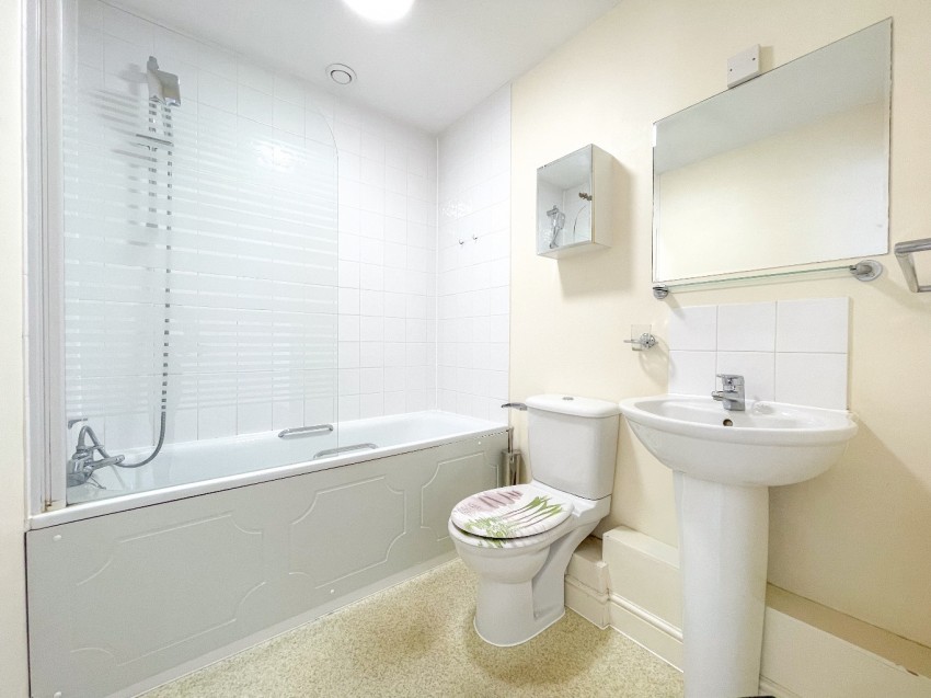 Images for Amazon Court, Admirals Way, Gravesend, Kent, DA12 2AY