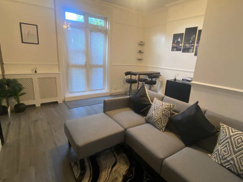 Images for Glen View, Gravesend, Kent, DA12 1LP