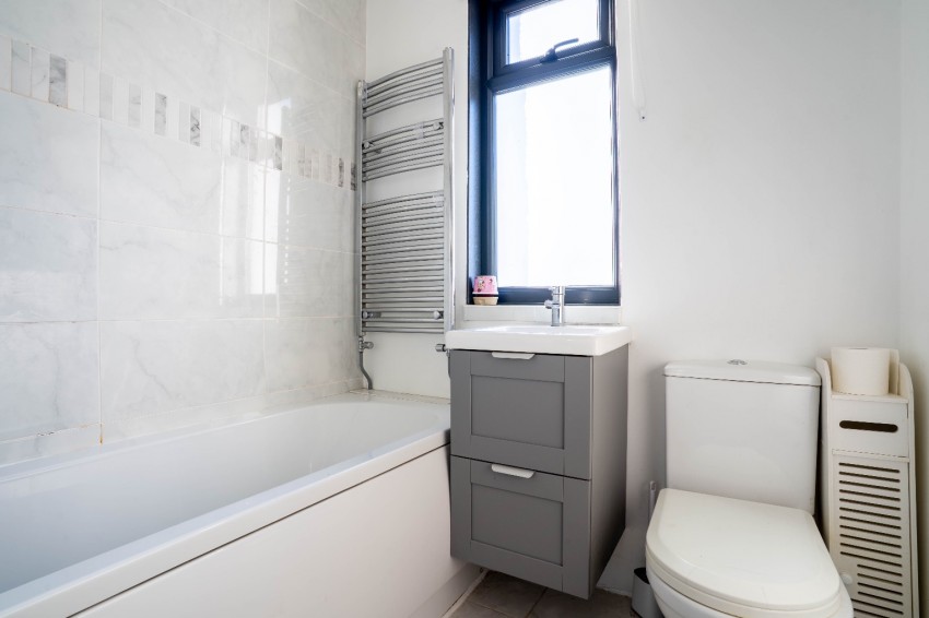 Images for Rochester Road, Gravesend, Kent, DA12 2HZ