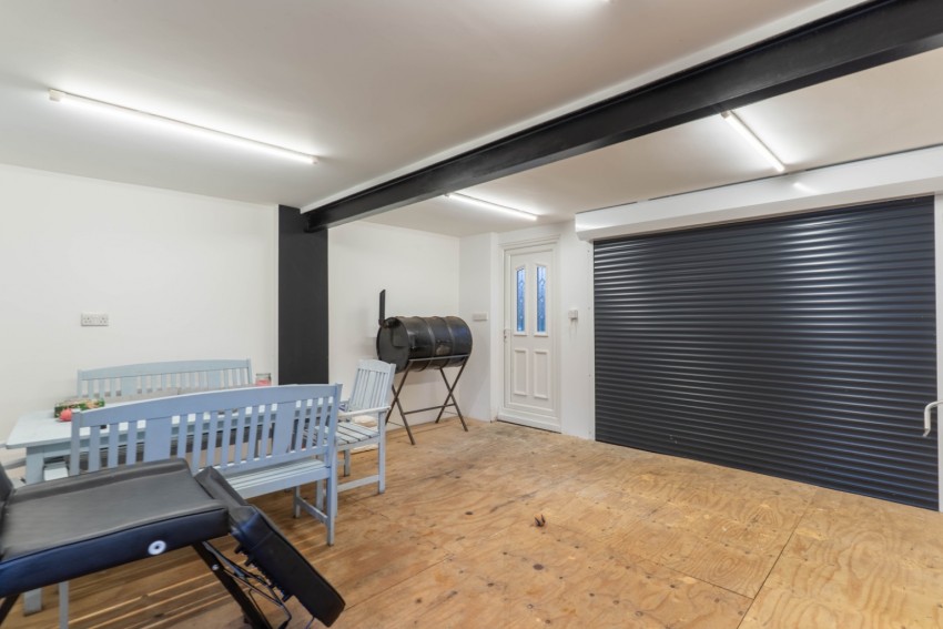 Images for Valley Drive, Gravesend, Kent, DA12 5RR