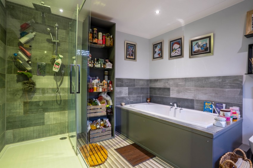 Images for Forge Lane, Gravesend, Kent, DA12 2NE