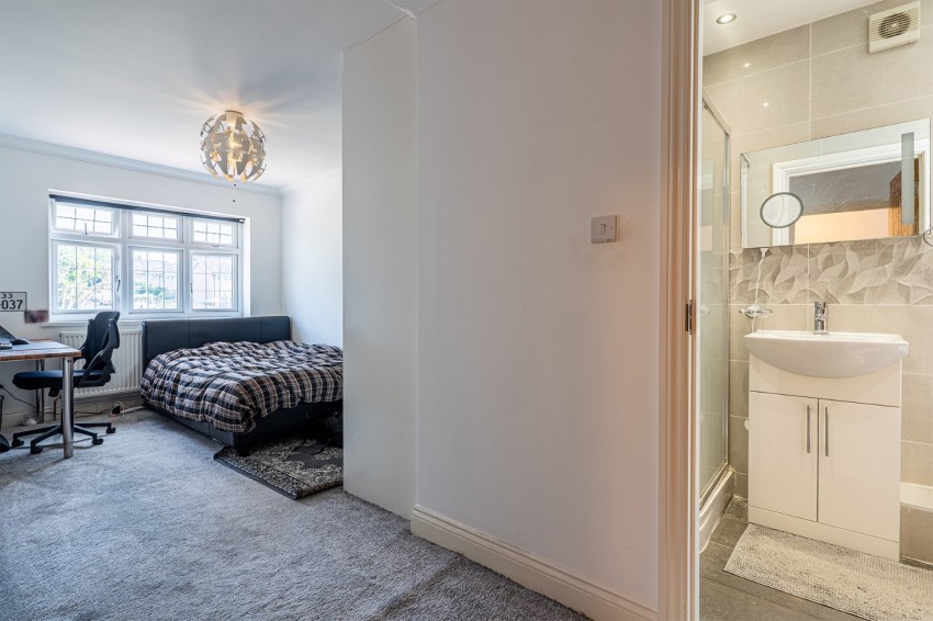 Images for Valley Drive, Gravesend, Kent, DA12 5RR