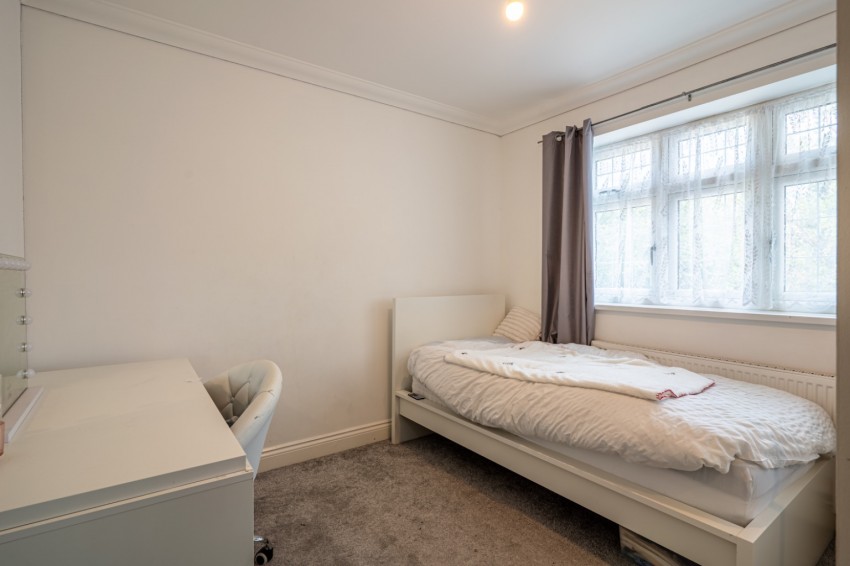 Images for Valley Drive, Gravesend, Kent, DA12 5RR