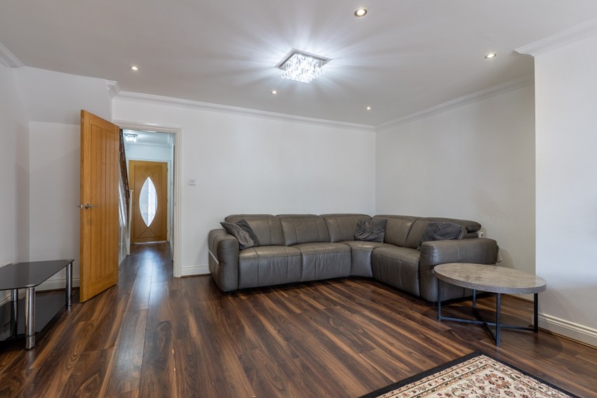 Images for Valley Drive, Gravesend, Kent, DA12 5RR
