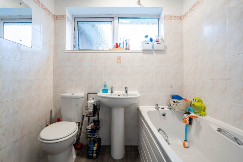 Images for Cadnam Close, Strood, Rochester, Kent, ME2