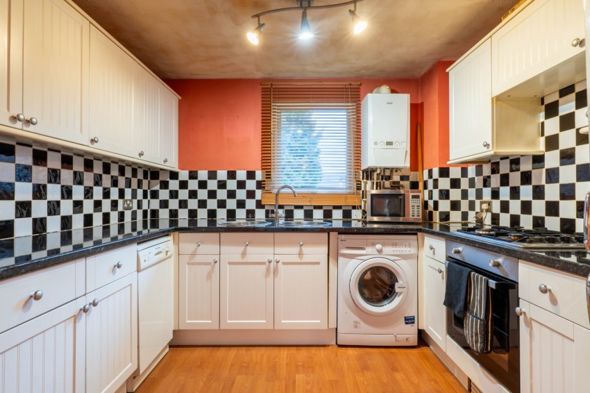 Images for The Hollies, Gravesend, Kent, DA12 5EP