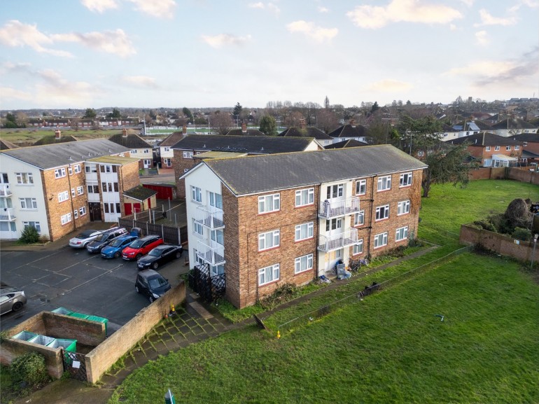 Lewis Court, Snelling Avenue, Northfleet, Gravesend, Kent, DA11 7EA