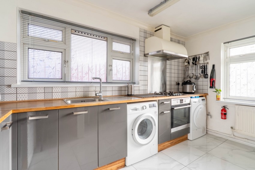 Images for Lewis Court, Snelling Avenue, Northfleet, Gravesend, Kent, DA11 7EA