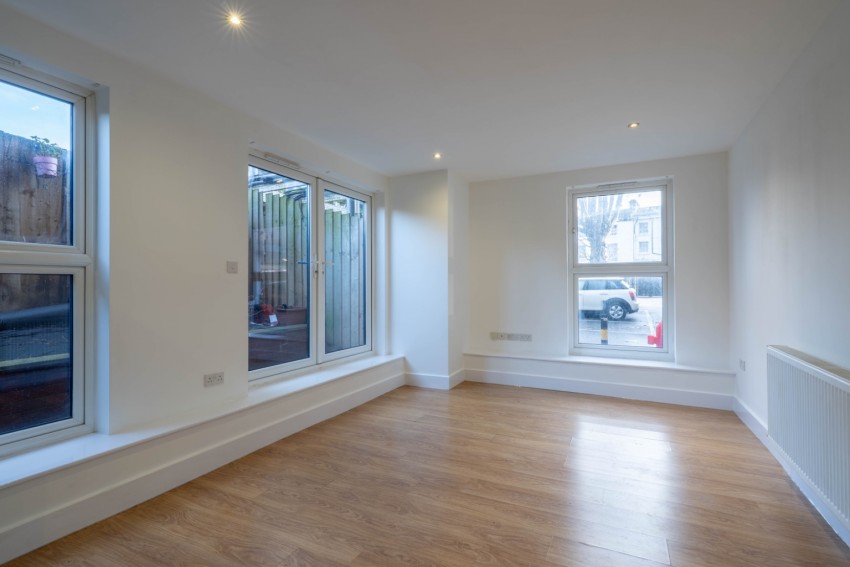 Images for Apex House, Burch Road, Northfleet, Gravesend, Kent, DA11 9FF