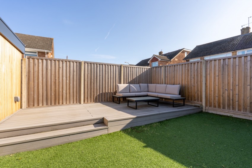 Images for Cirrus Crescent, Gravesend
